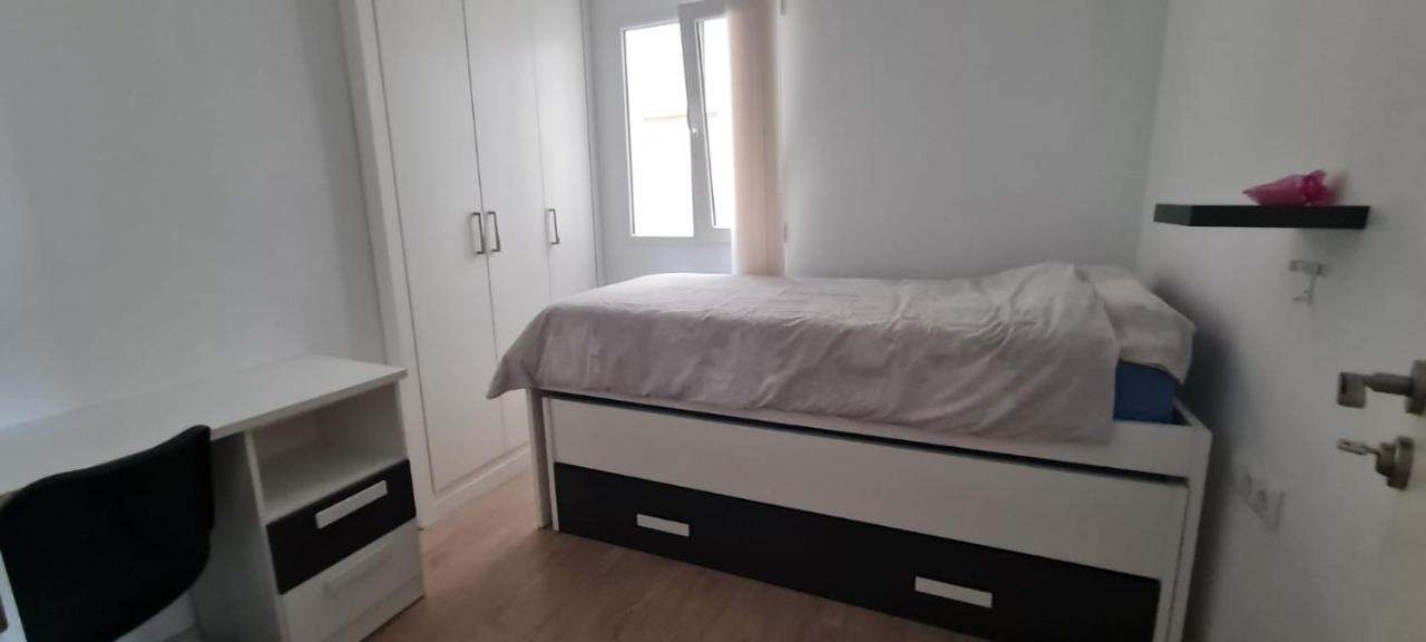Dormitorios Piso Gandía Εξωτερικό φωτογραφία